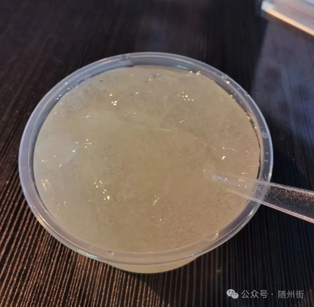 只有随州人的夏天，才懂这一碗石花粉的清凉